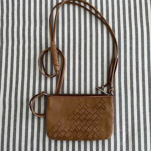 Elliott Lucca Tan Leather Crossbody Handbag